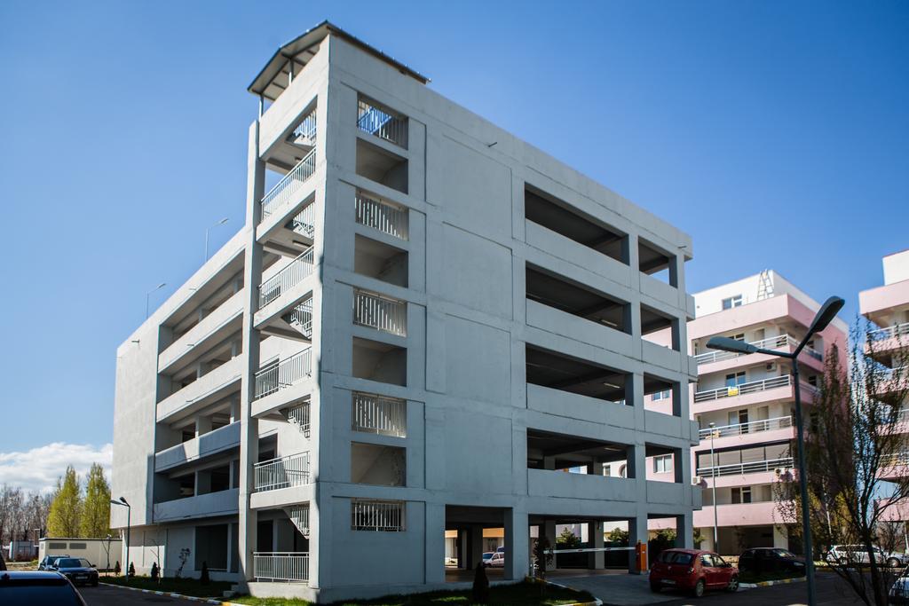 Oasis By The Sea - Summerland Apartment Mamaia Ngoại thất bức ảnh