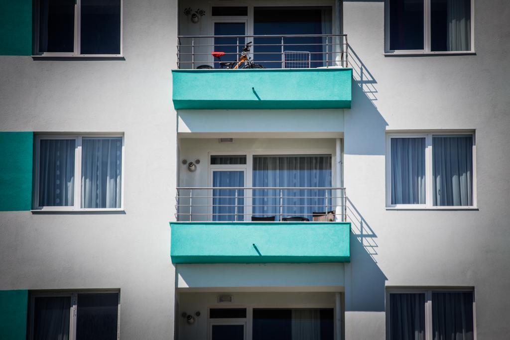 Oasis By The Sea - Summerland Apartment Mamaia Ngoại thất bức ảnh
