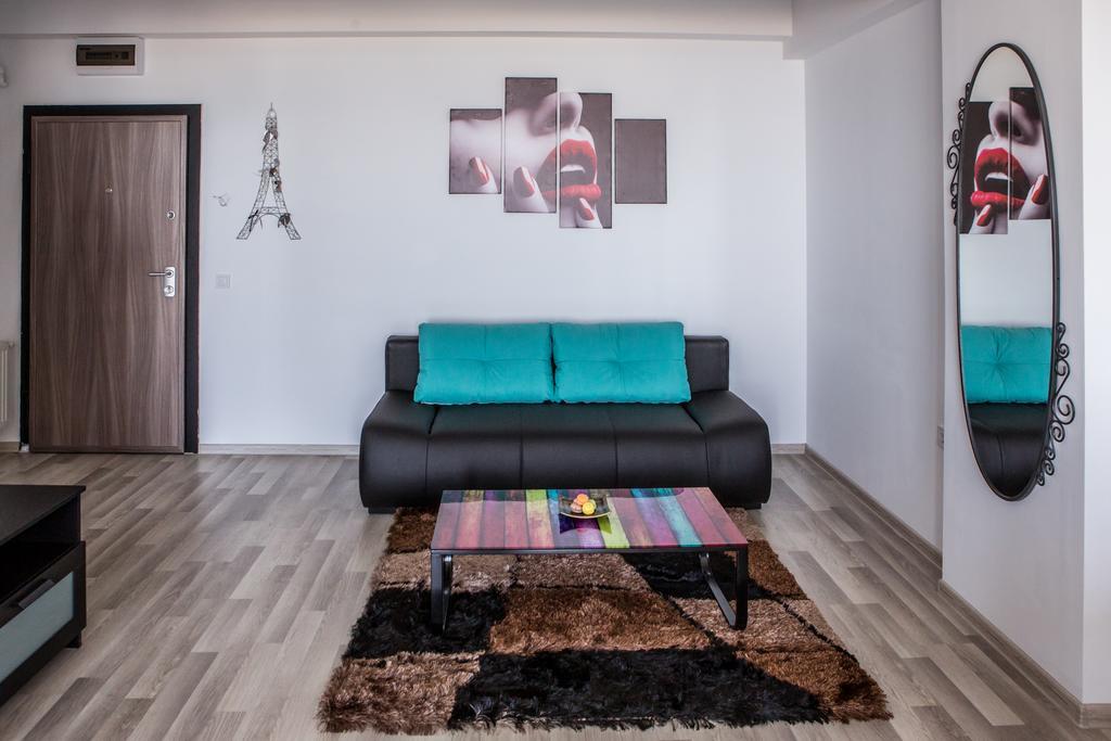 Oasis By The Sea - Summerland Apartment Mamaia Ngoại thất bức ảnh
