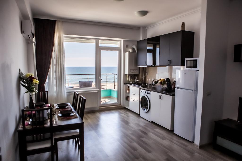Oasis By The Sea - Summerland Apartment Mamaia Ngoại thất bức ảnh