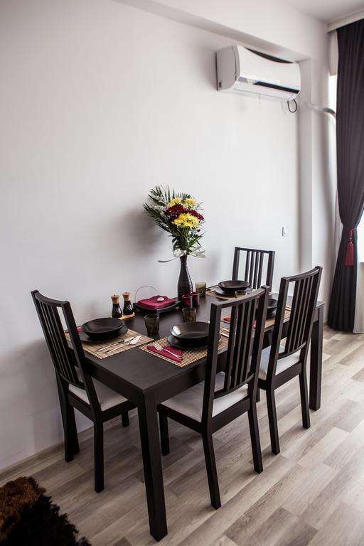 Oasis By The Sea - Summerland Apartment Mamaia Ngoại thất bức ảnh